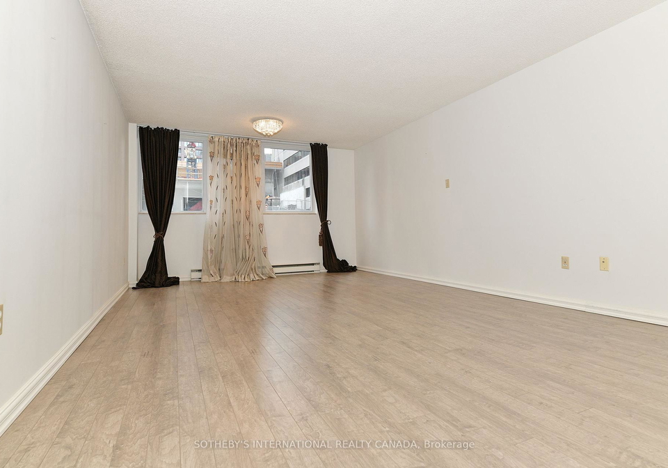 360-bloor-street-e-toronto-ontario-c12394851