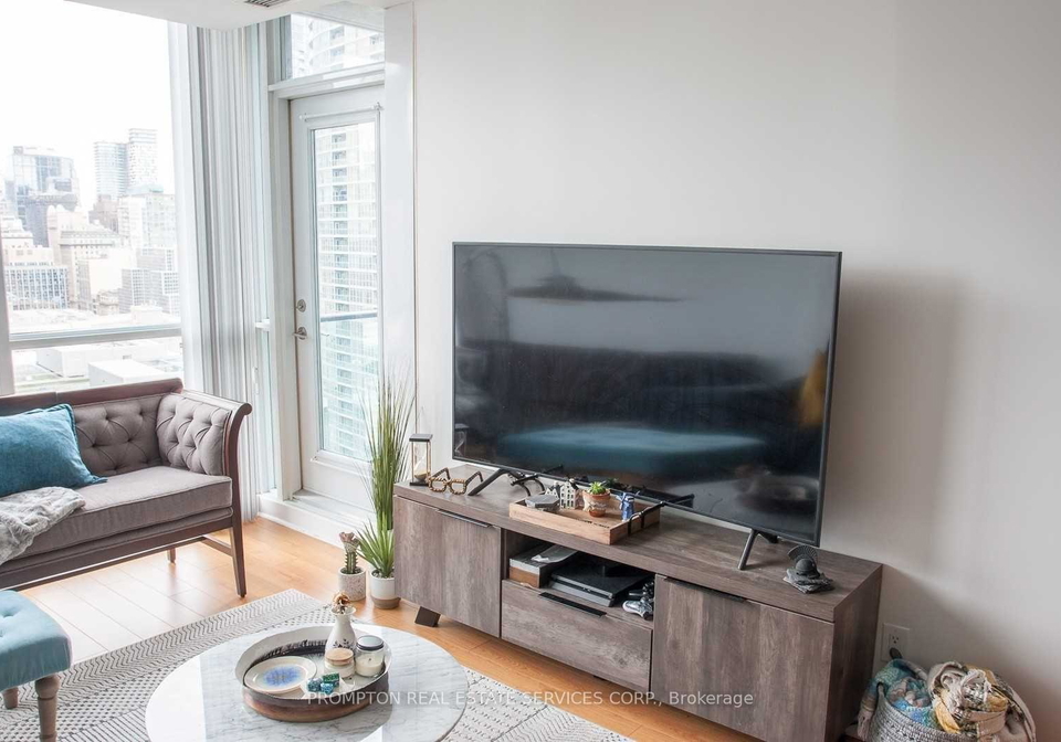 18-harbour-street-toronto-ontario-c12395007