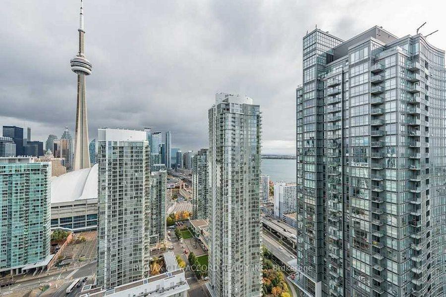 15-fort-york-boulevard-toronto-ontario-c12395163