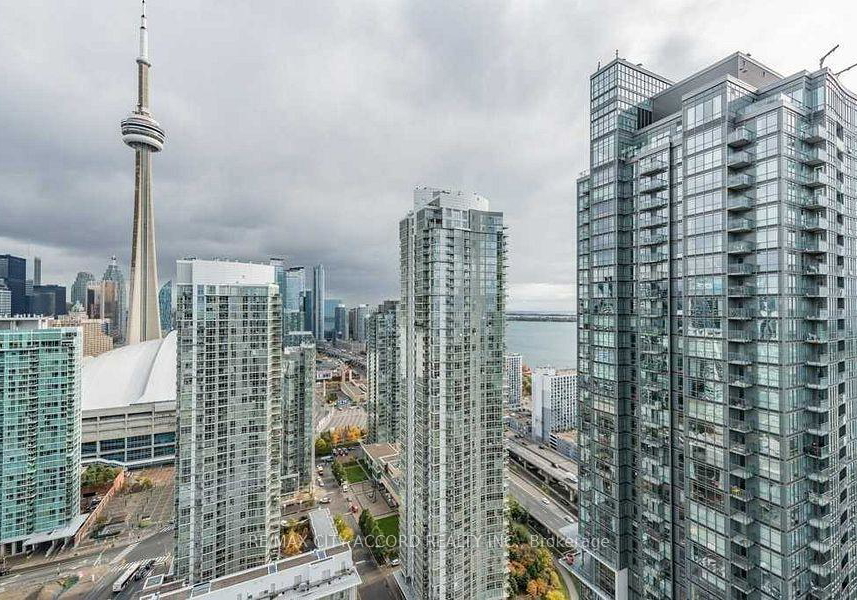 15-fort-york-boulevard-toronto-ontario-c12395163