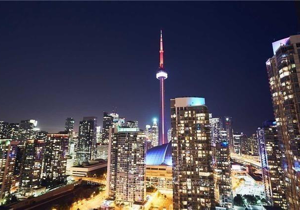 15-fort-york-boulevard-toronto-ontario-c12395163