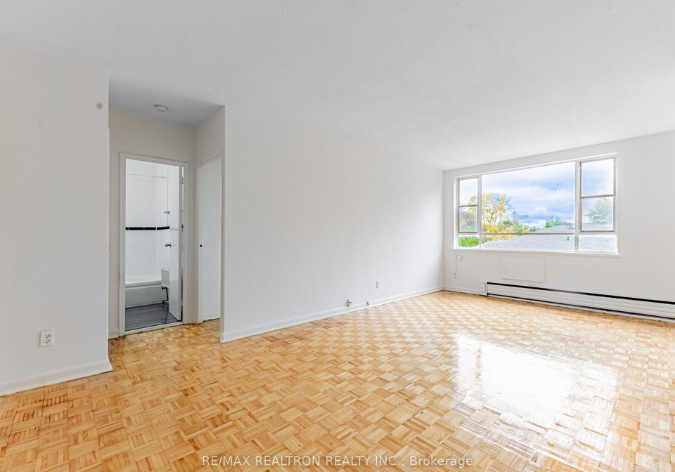 2895-bathurst-street-toronto-ontario-c12395189