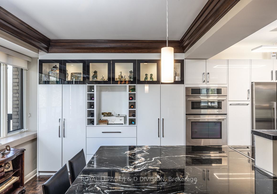 120-rosedale-valley-road-toronto-ontario-c12395687