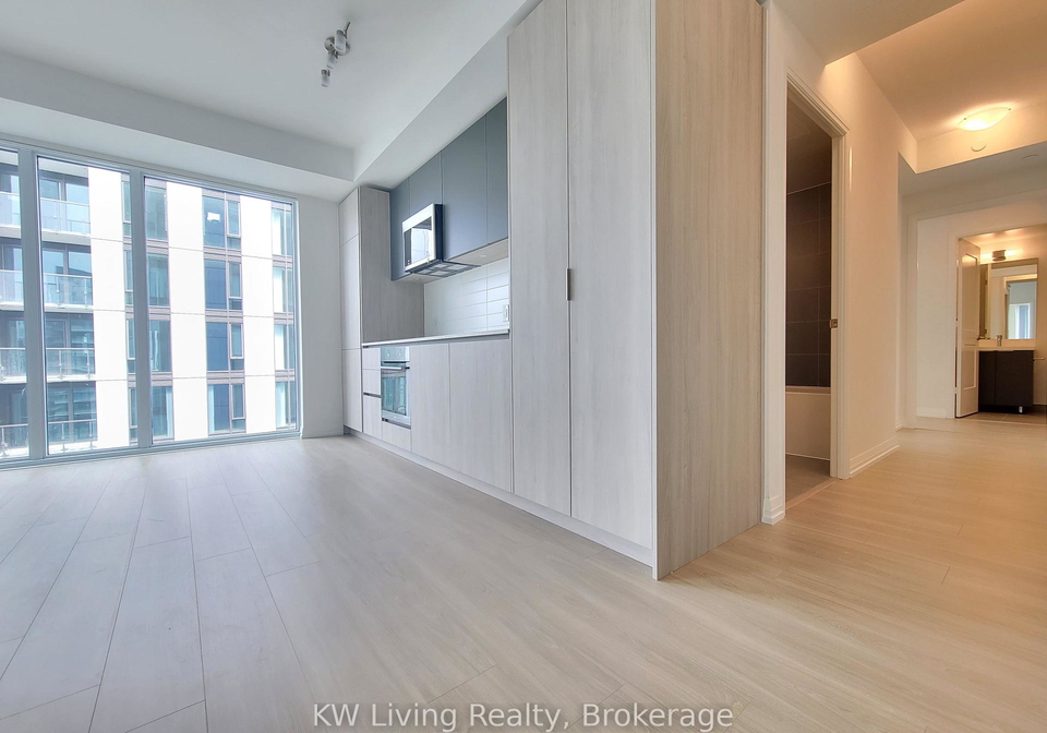 8-widmer-street-toronto-ontario-c12395744