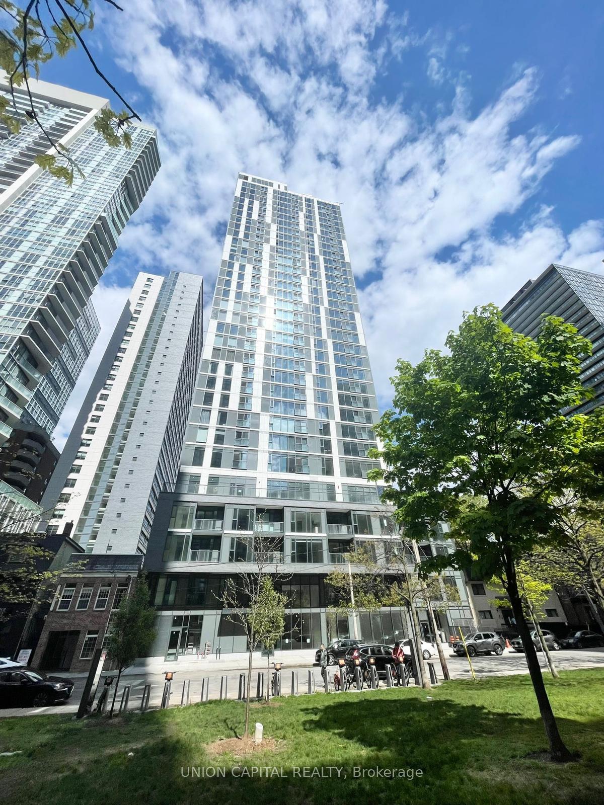 65-mutual-street-toronto-ontario-c12395868