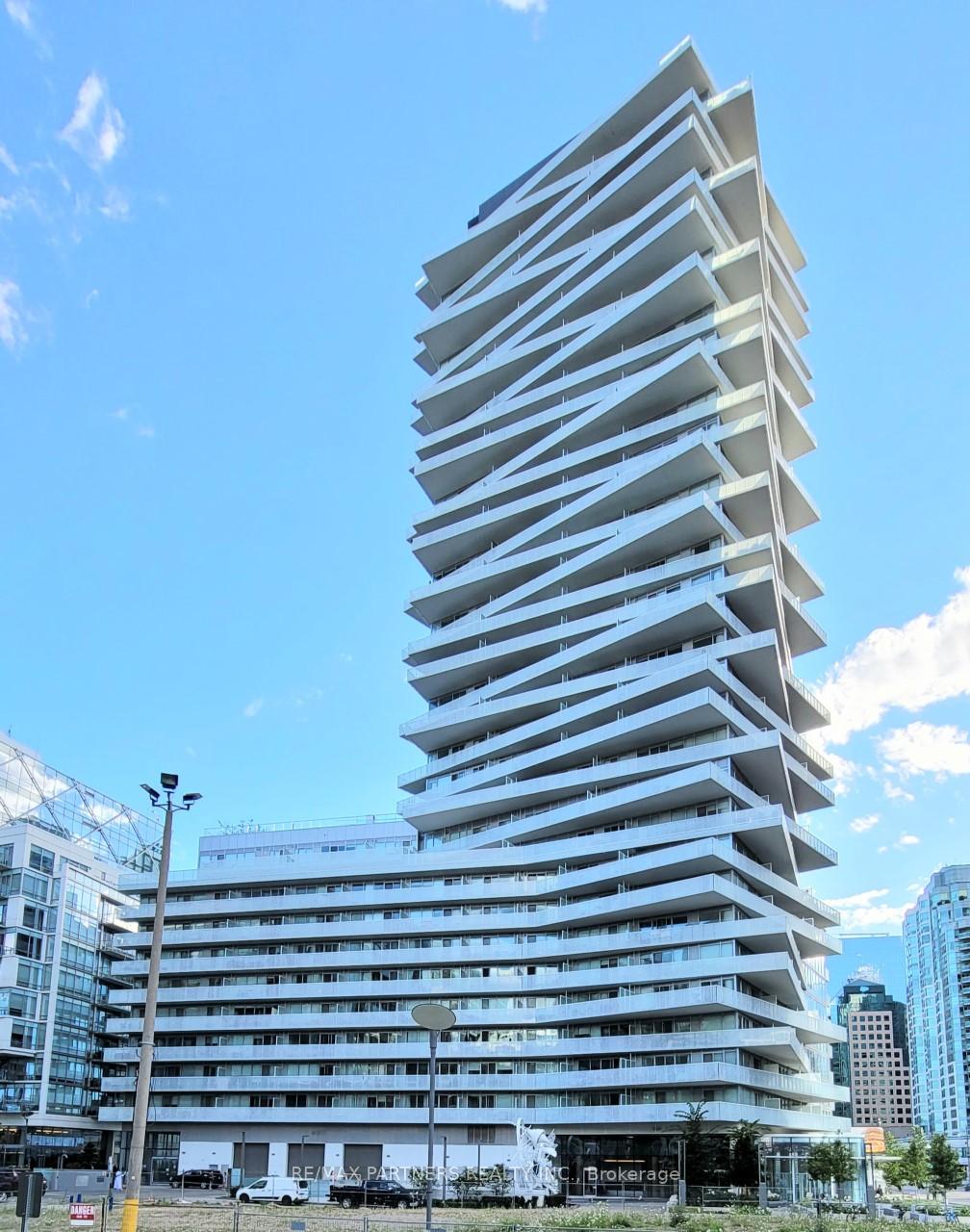 15-queens-quay-e-toronto-ontario-c12396217