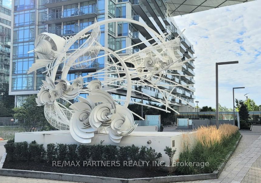 15-queens-quay-e-toronto-ontario-c12396217