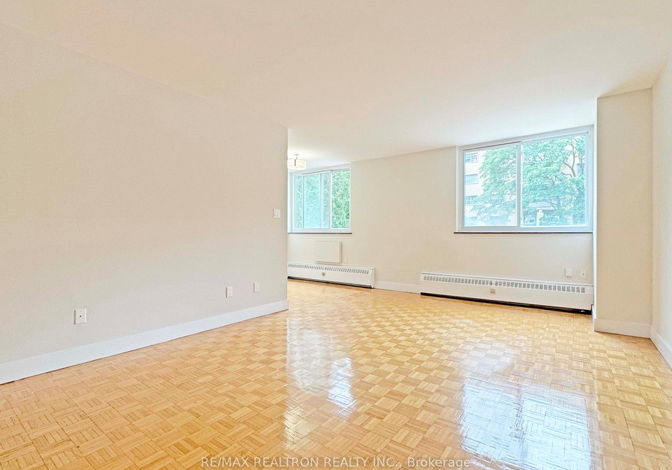 10-shallmar-boulevard-toronto-ontario-c12396350