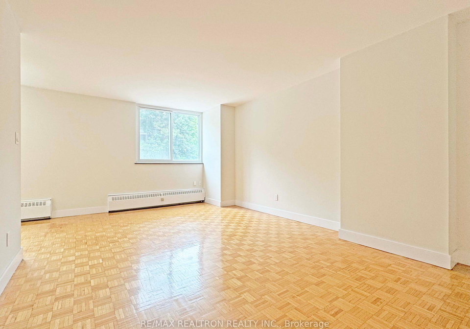 10-shallmar-boulevard-toronto-ontario-c12396350