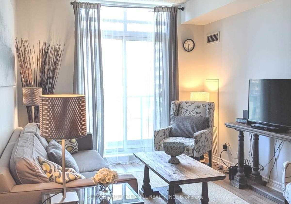212-eglinton-avenue-e-toronto-ontario-c12396397