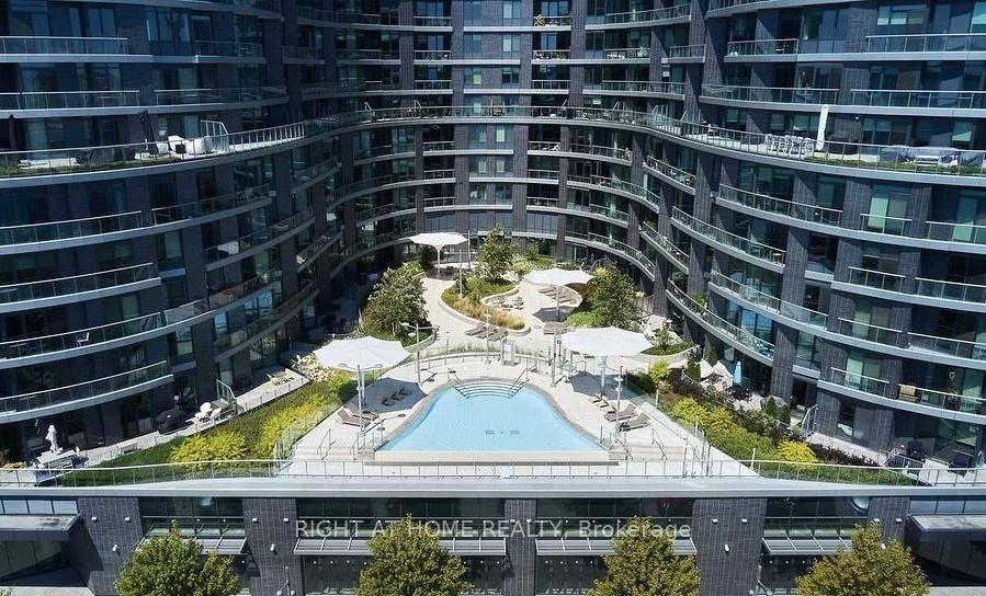 1-edgewater-drive-toronto-ontario-c12396456