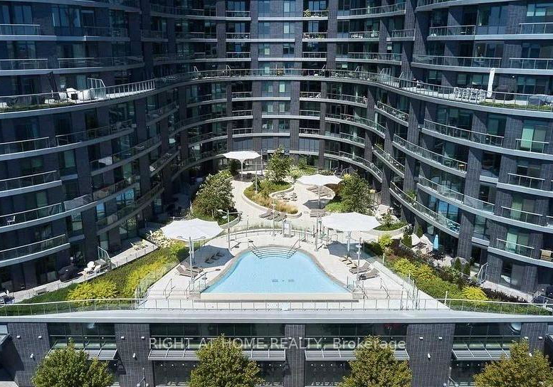 1-edgewater-drive-toronto-ontario-c12396456