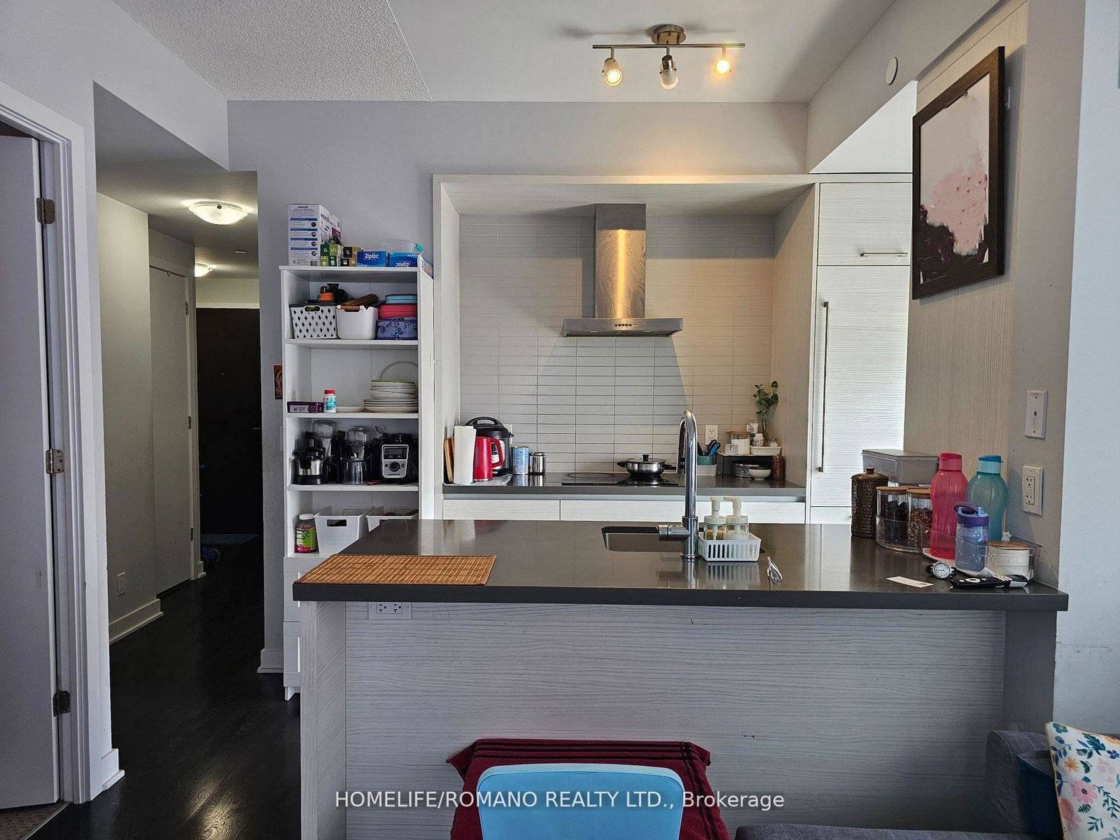 2221-yonge-street-toronto-ontario-c12396572