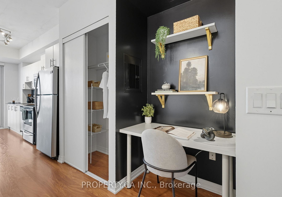 25-cole-street-toronto-ontario-c12396652