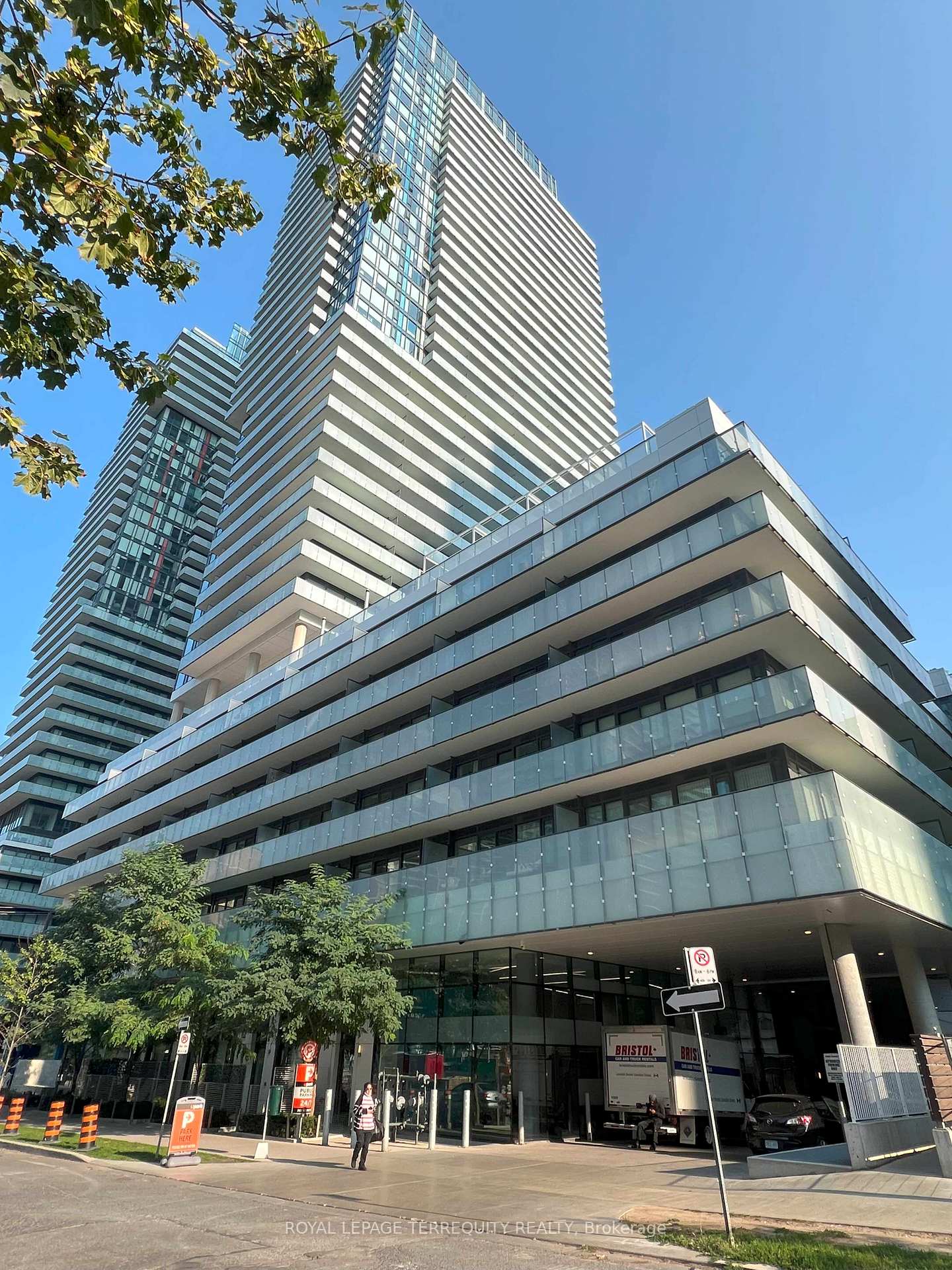 161-roehampton-avenue-toronto-ontario-c12396705