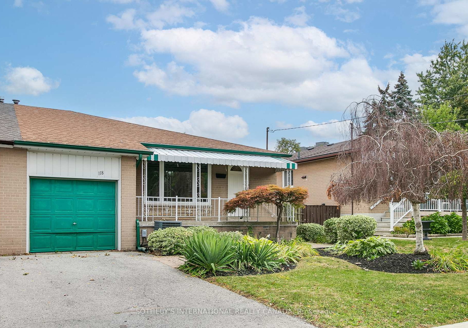 118-chelmsford-avenue-toronto-ontario-c12396735