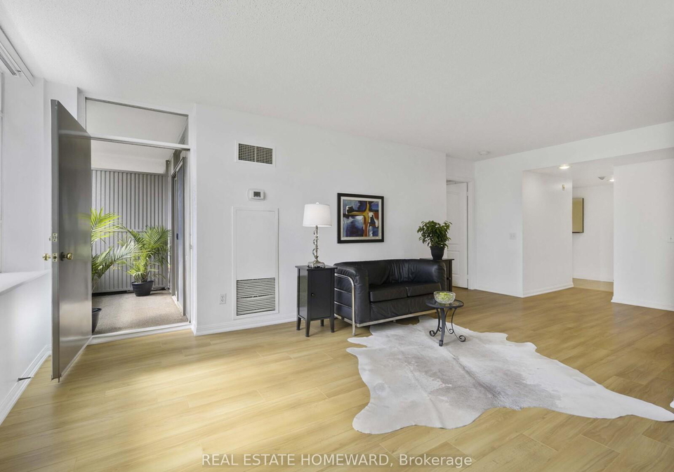 5-rosehill-avenue-toronto-ontario-c12396764