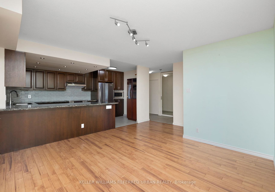 205-wynford-drive-east-york-ontario-c12397233