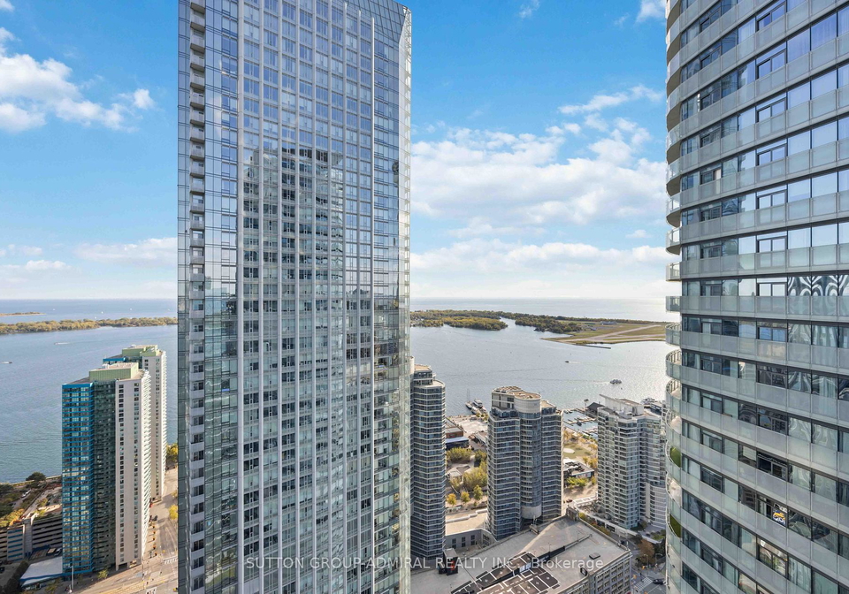 14-york-street-toronto-ontario-c12397307