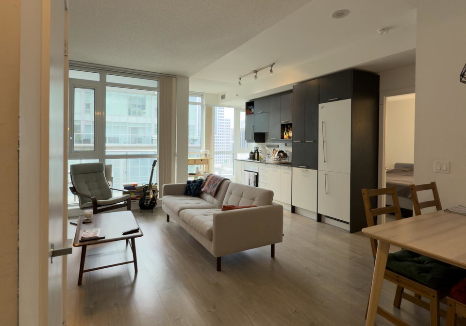 30-nelson-street-toronto-ontario-c12397955