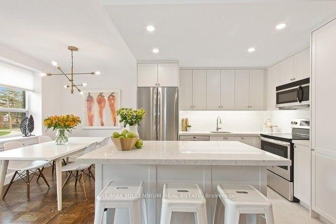 2-ridelle-avenue-toronto-ontario-c12398031