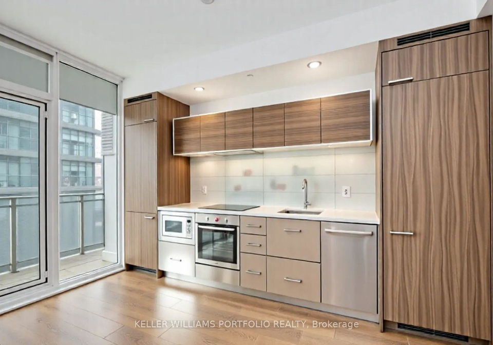 45-charles-street-toronto-ontario-c12398103