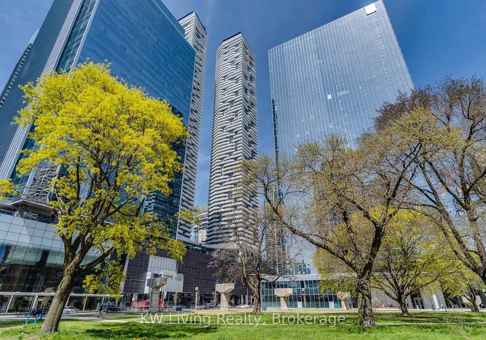 88-harbour-street-toronto-ontario-c12398255