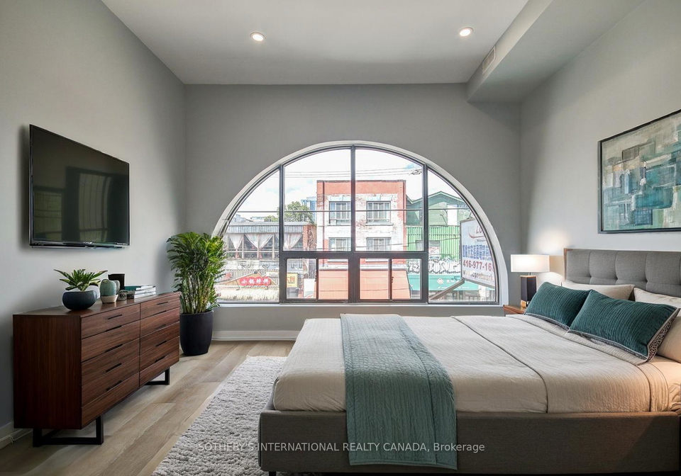 453-dundas-street-w-toronto-ontario-c12398298