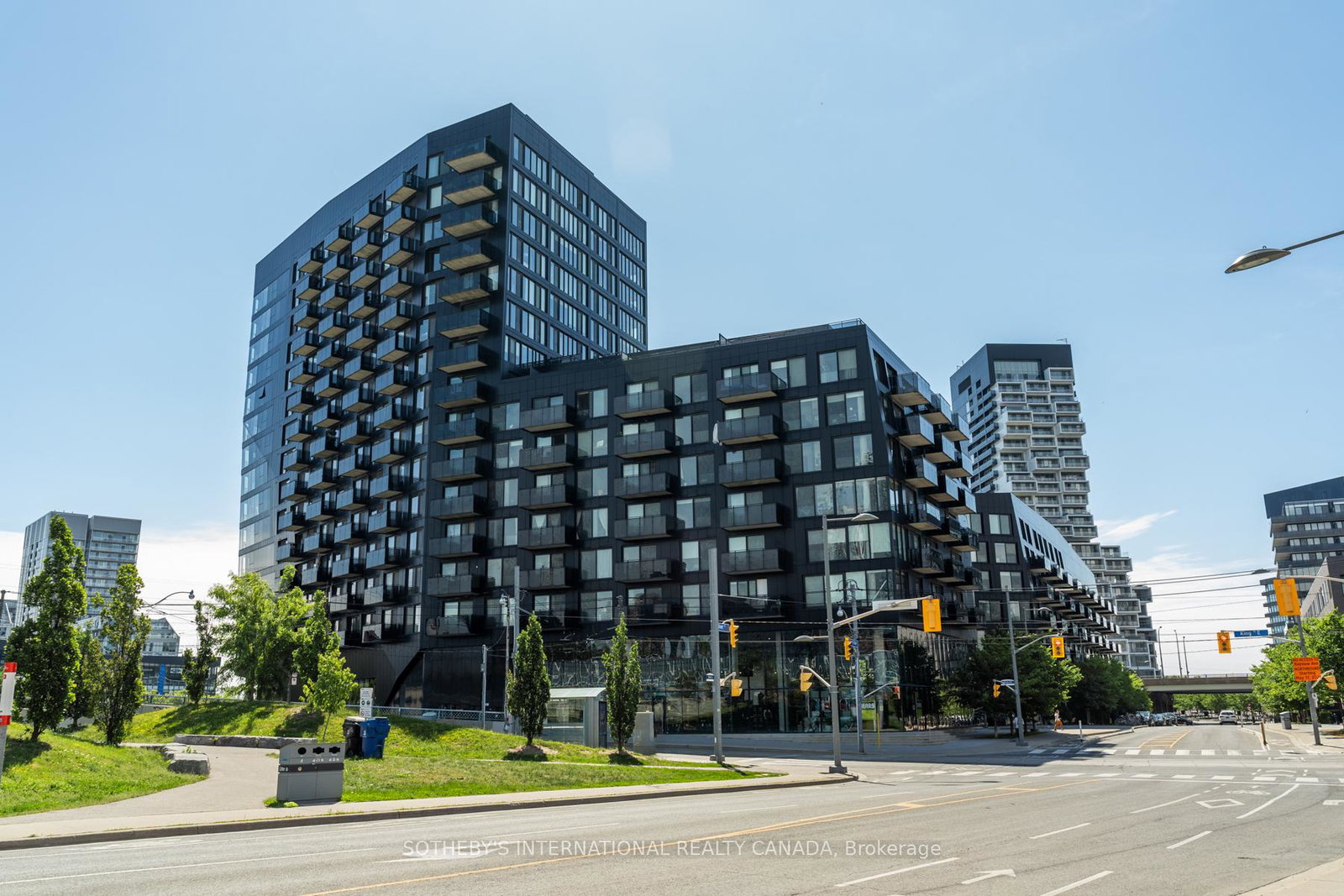 51-trolley-crescent-toronto-ontario-c12398490