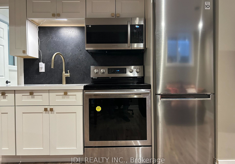 116-newton-drive-north-york-ontario-c12398557