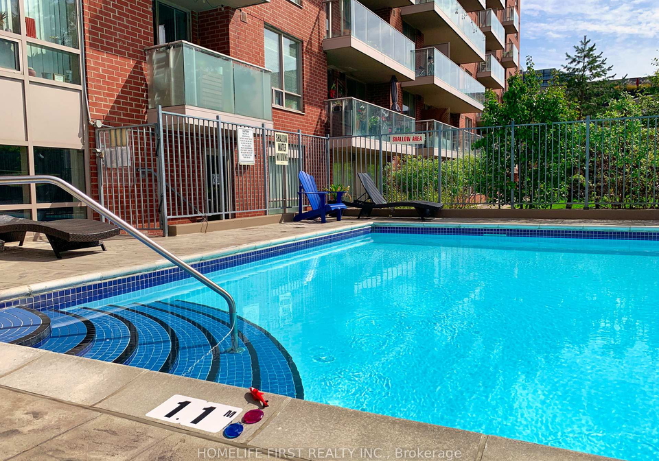 1369-bloor-street-w-toronto-ontario-c12398798