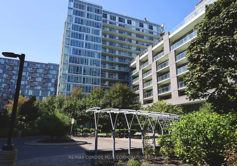 555-wilson-avenue-toronto-ontario-c12398860