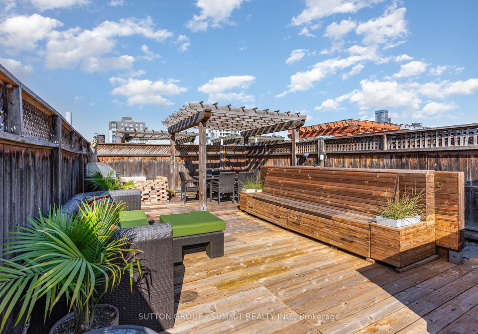 500-richmond-street-w-toronto-ontario-c12398889