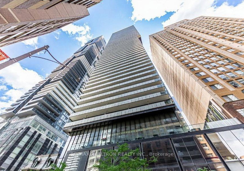15-grenville-street-toronto-ontario-c12398962
