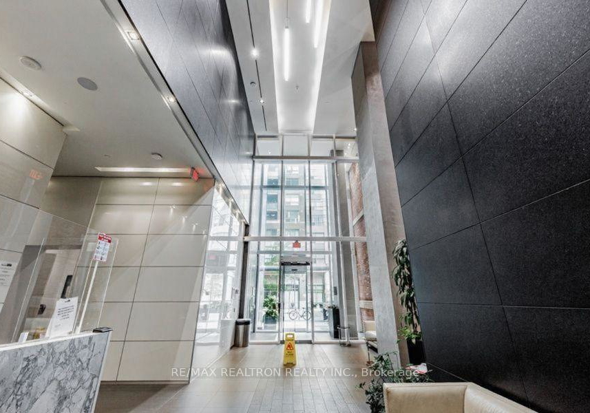 15-grenville-street-toronto-ontario-c12398962