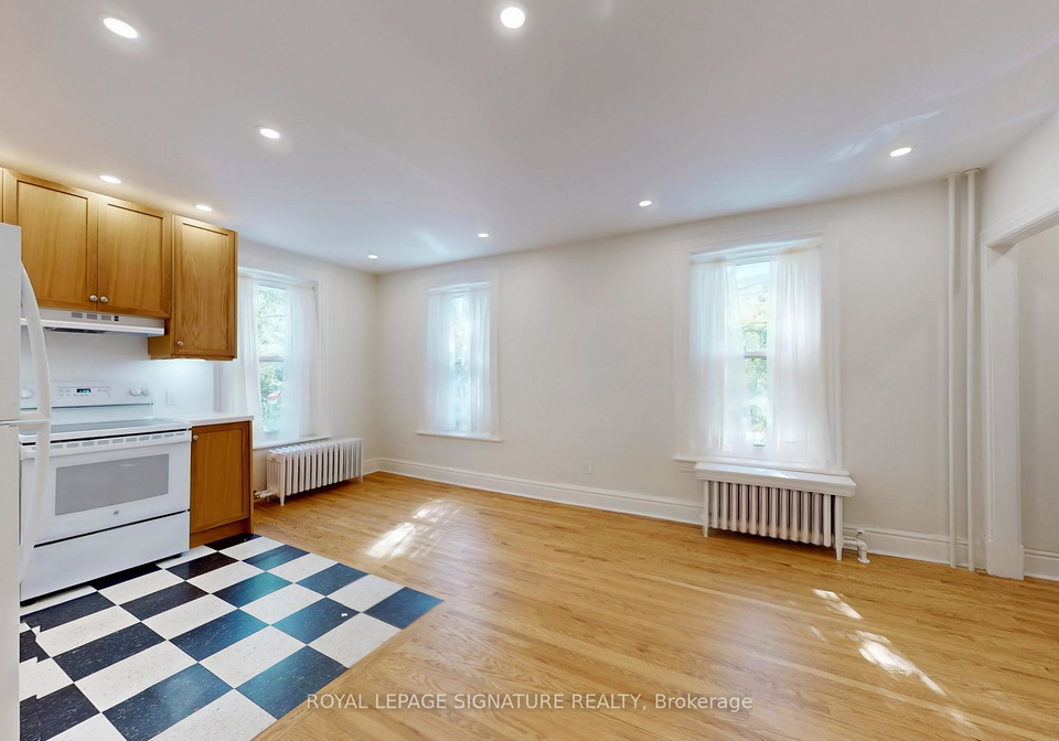 966-dundas-street-w-toronto-ontario-c12398986