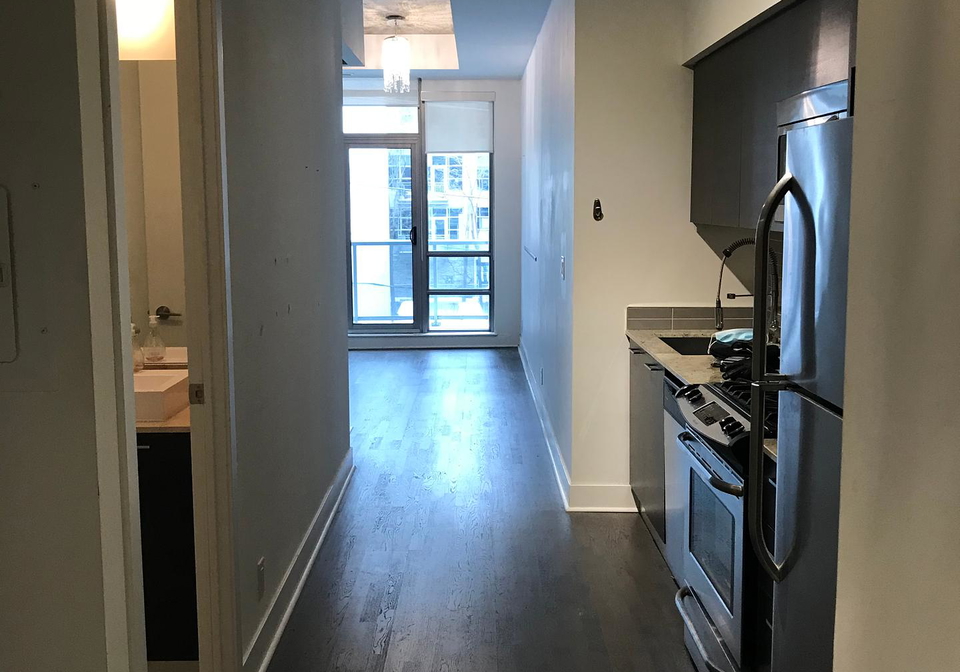 399-adelaide-street-w-toronto-ontario-c12399078