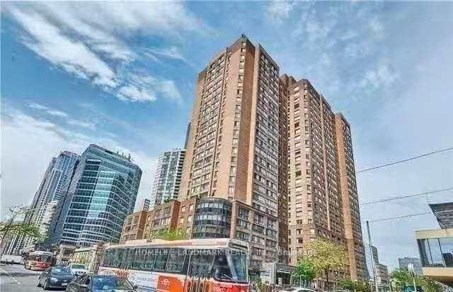 633-bay-street-toronto-ontario-c12399096