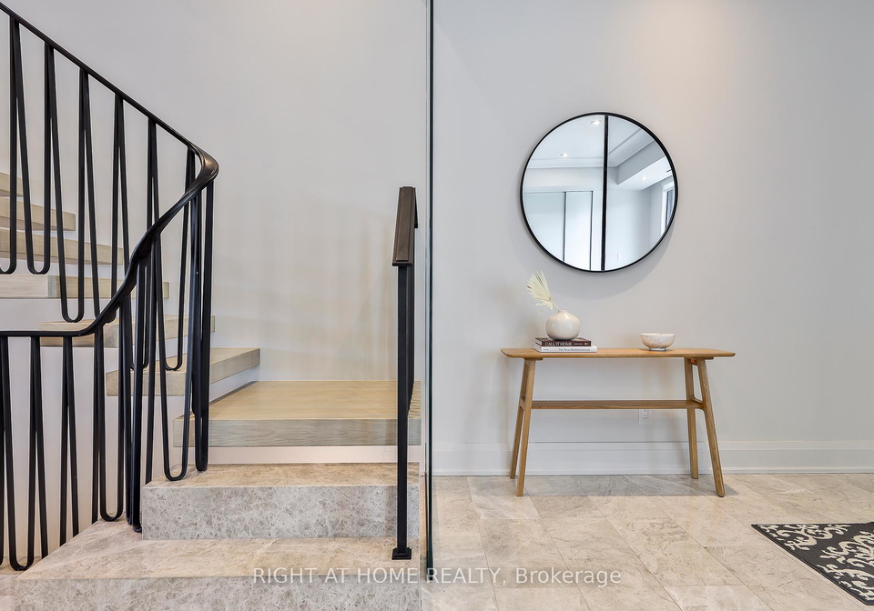 363-avenue-road-toronto-ontario-c12399163