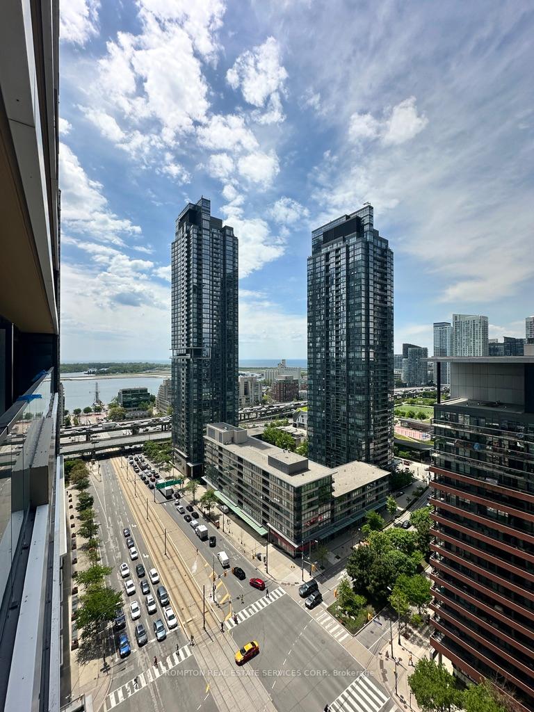 3-concord-cityplace-way-toronto-ontario-c12399238