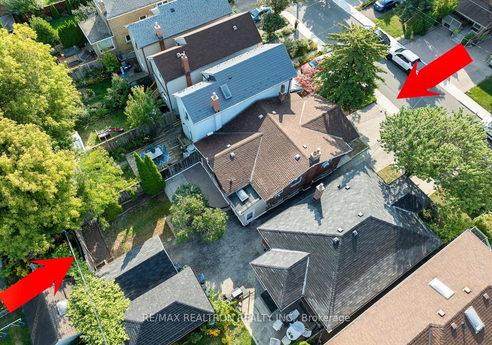 152-gloucester-grove-toronto-ontario-c12399405