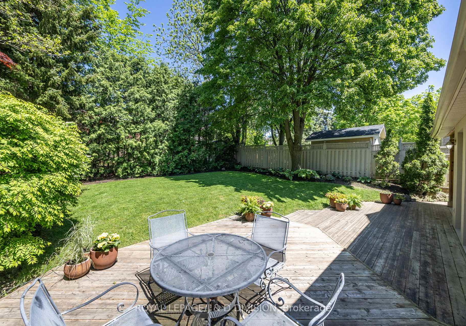 42-munro-boulevard-north-york-ontario-c12399435