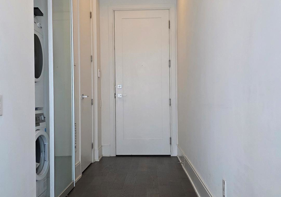 50-charles-street-e-toronto-ontario-c12399648