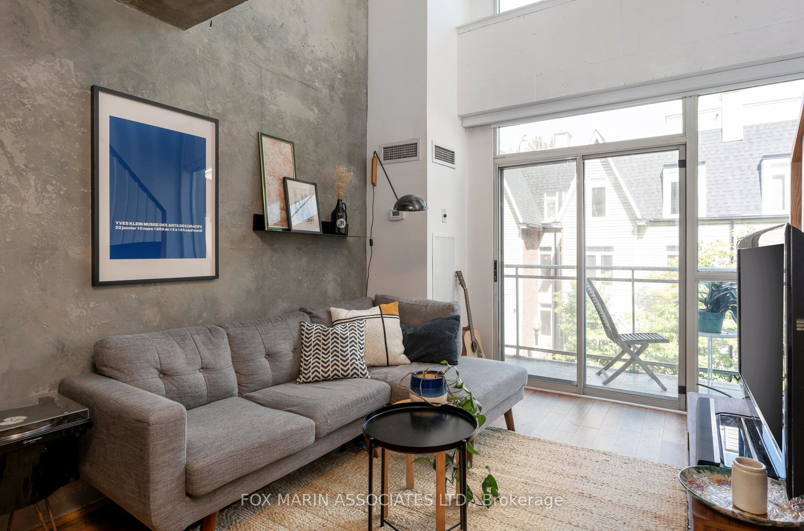 954-king-street-w-toronto-ontario-c12399974