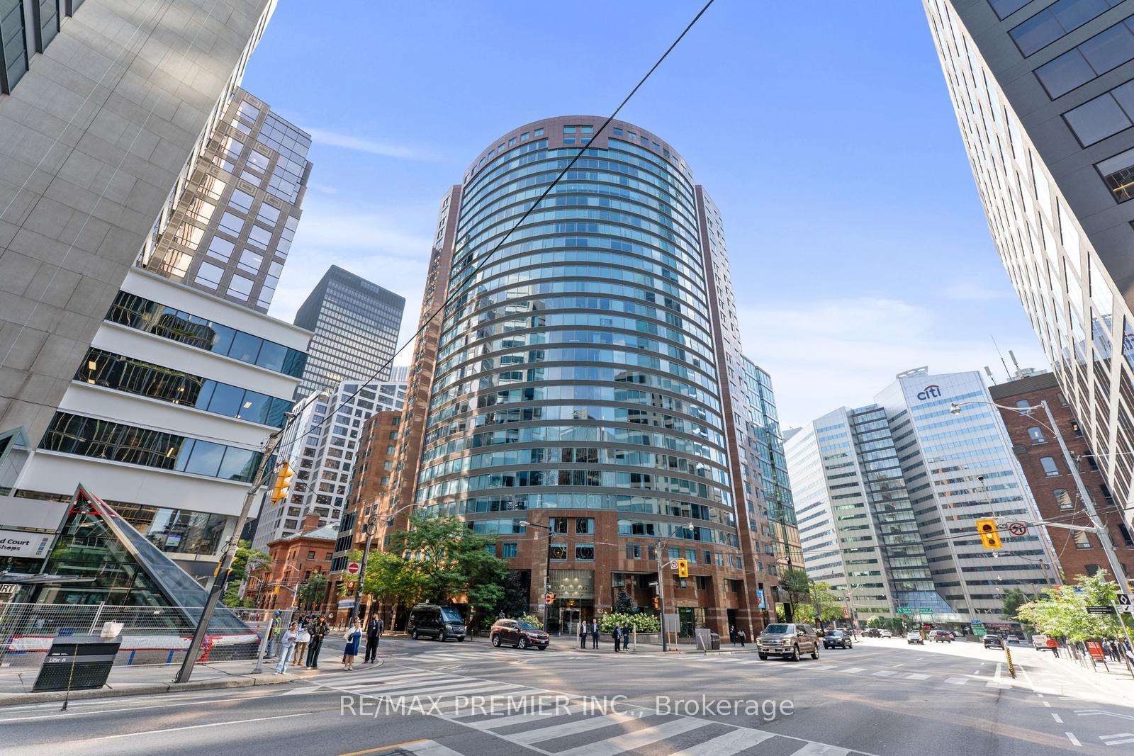 33-university-avenue-toronto-ontario-c12400133