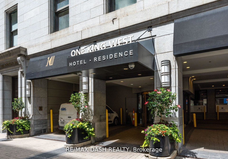 1-king-street-w-toronto-ontario-c12400197