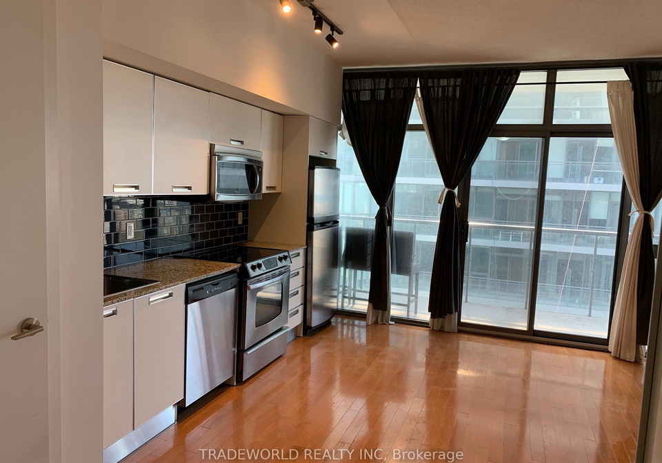 33-charles-street-e-toronto-ontario-c12400264