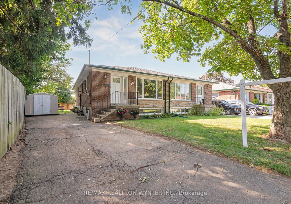 124-fortrose-crescent-north-york-ontario-c12400331