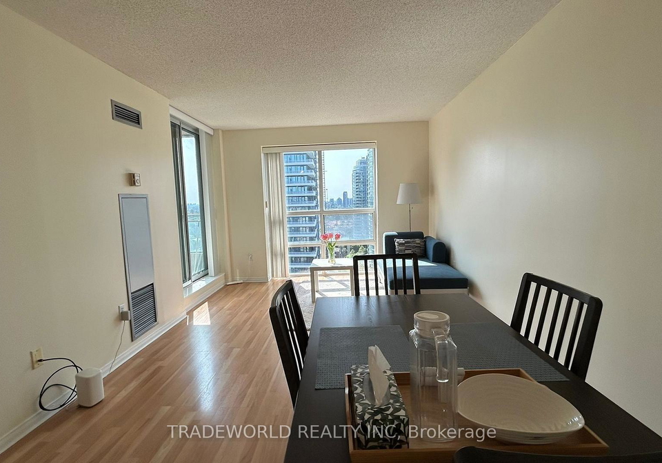 3-pemberton-avenue-north-york-ontario-c12400894