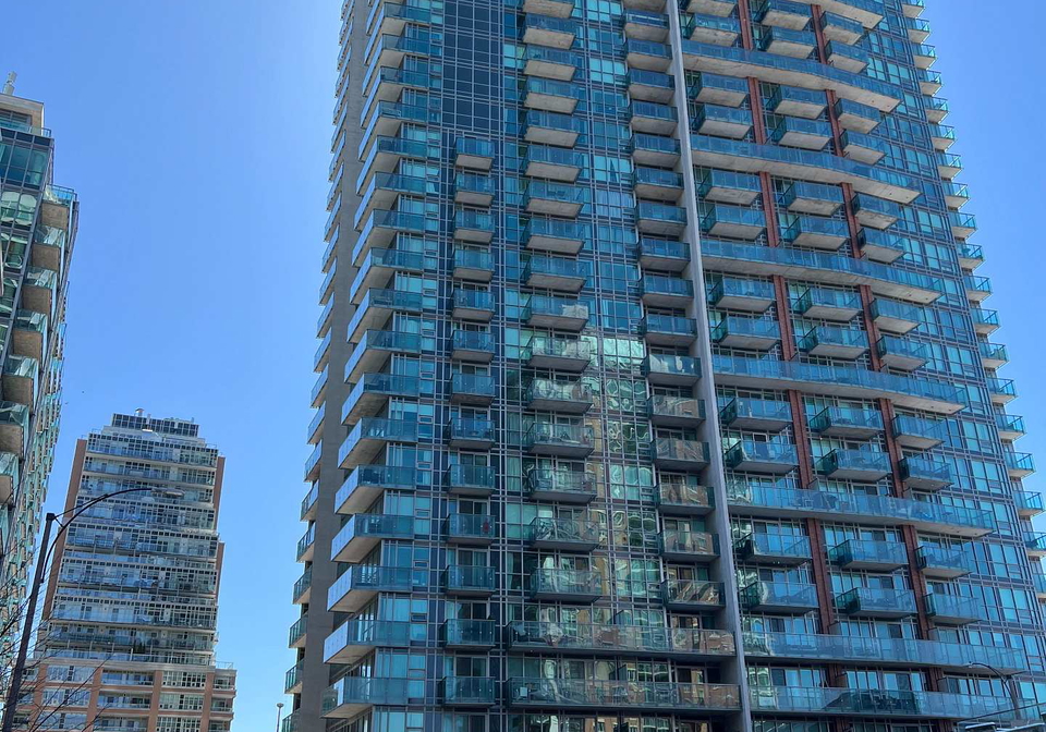150-east-liberty-street-toronto-ontario-c12400899